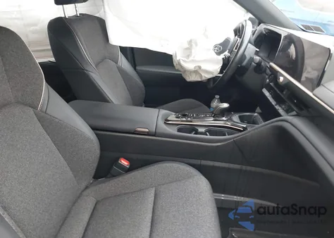 2024 Toyota Crown Xle z USA, uszkodzony, nr VIN JTDAAAAF2R3023124